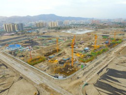 蘭州恒大山水城項(xiàng)目D、E地塊土石方工程施工